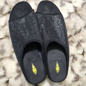 Volatile Sparkling Black Slides